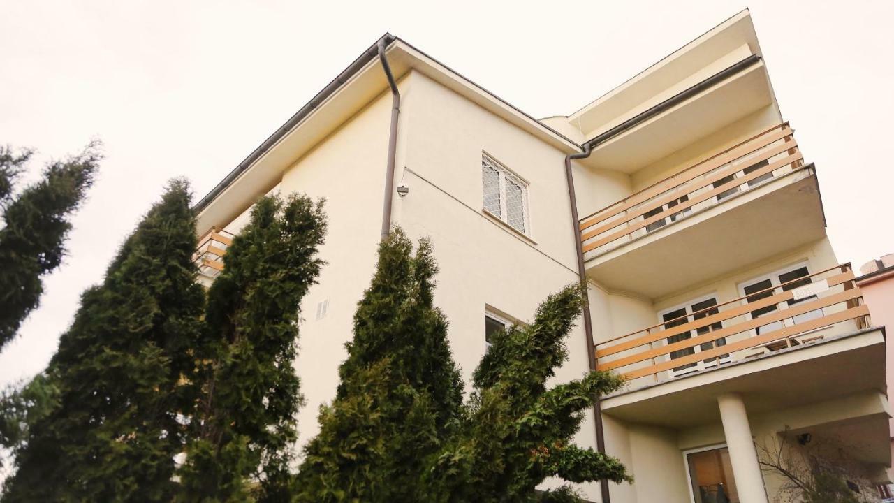 Chill House Hotel Pozsony Kültér fotó